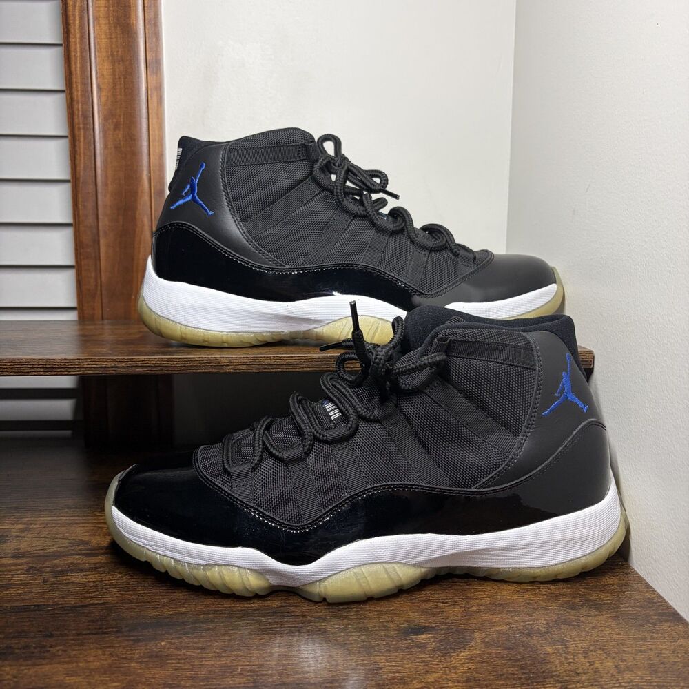 Size 12 - Air Jordan 11 Retro Space Jam (2009)